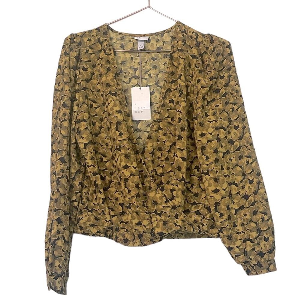 A New Day floral puff sleeve wrap top new with tag size XS